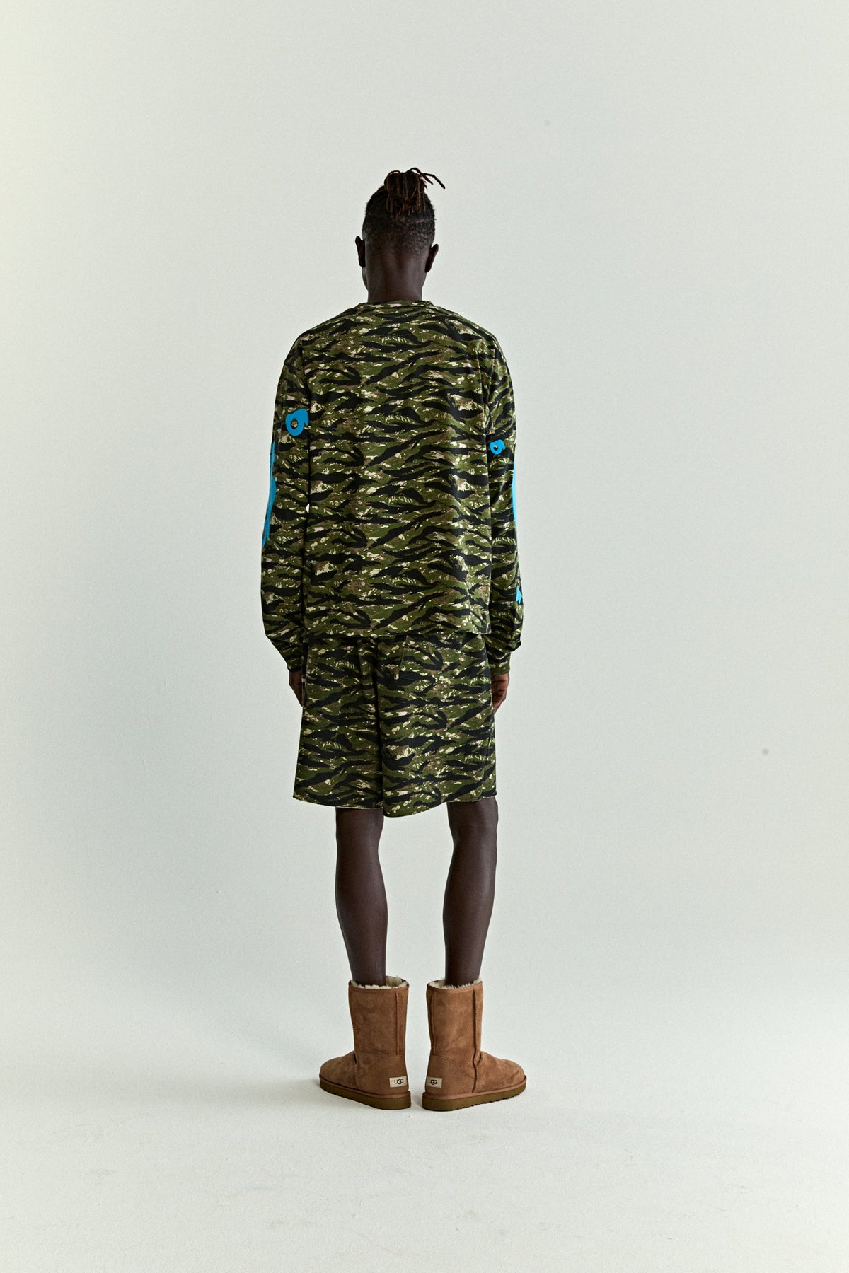 BELUGA TIGER CAMO LONGSLEEVE