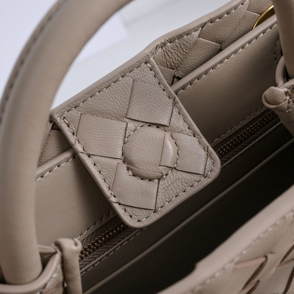 Bottega Veneta 2026 Mini Andiamo Taupe Lambskin