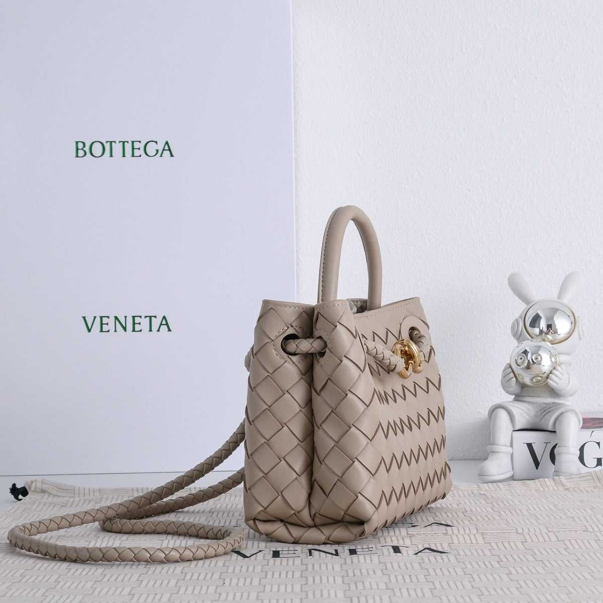 Bottega Veneta 2026 Mini Andiamo Taupe Lambskin