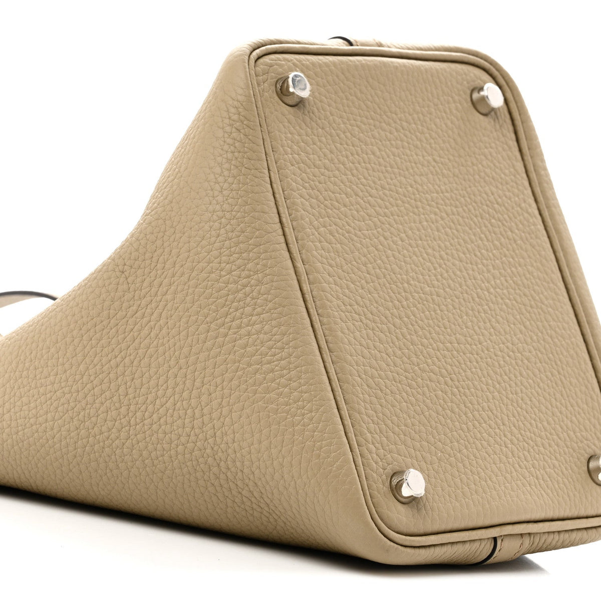 Taurillon Clemence Picotin Lock 18 PM Beige Marfa