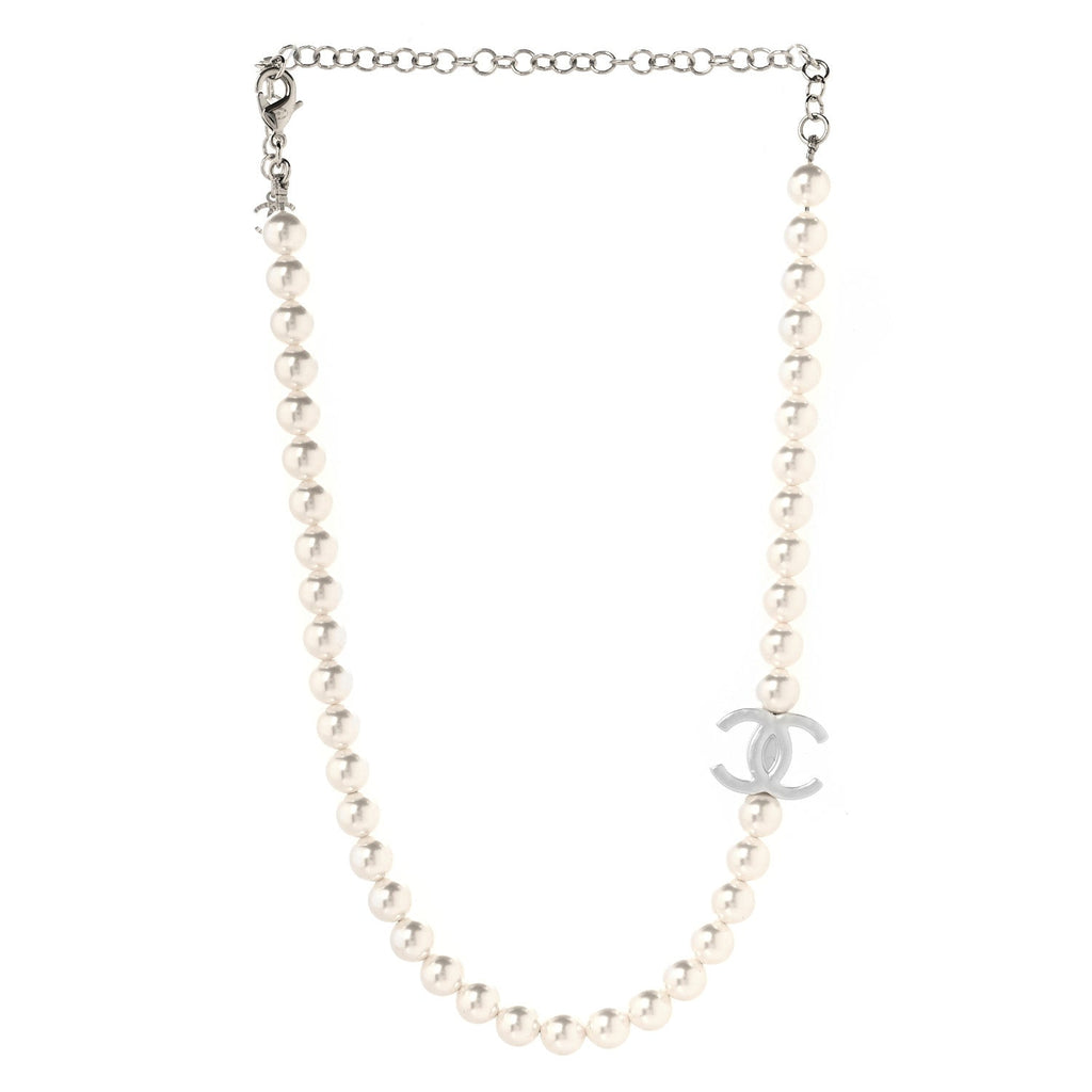 Pearl Resin CC Choker Necklace Pearly White Silver