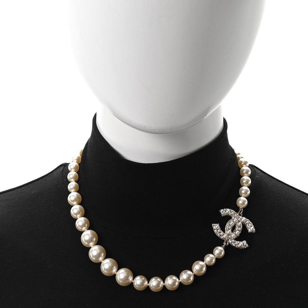 Pearl CC 100th Anniversary Necklace Light Gold