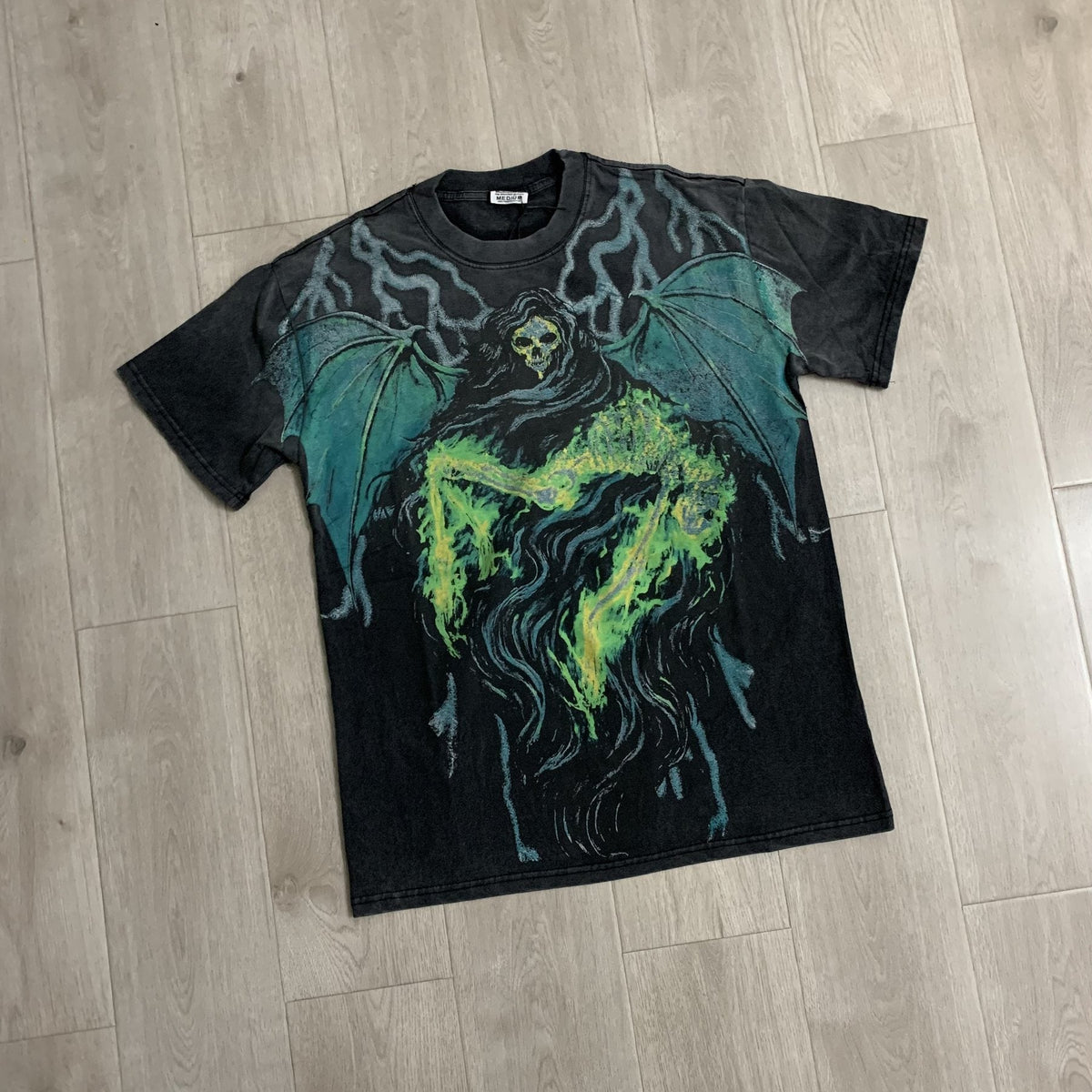 VALE USA Dream Graphic Short-Sleeve T-Shirt