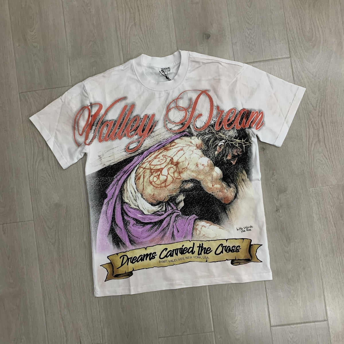 VALE Dream Graphic Short-Sleeve T-Shirt