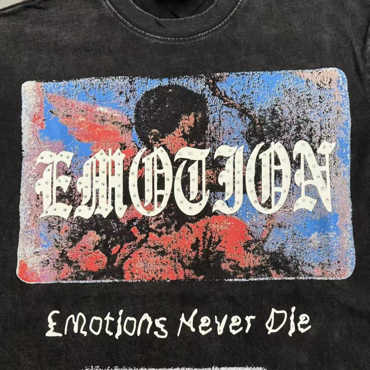 MIXED EMOTION Rhinestone Graphic Acid-Wash T-Shirt