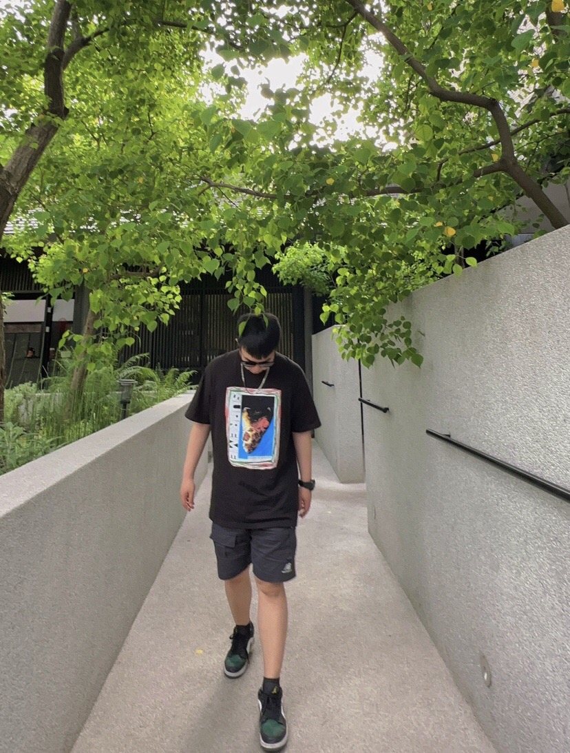 Supreme Mask Graphic Short-Sleeve T-Shirt