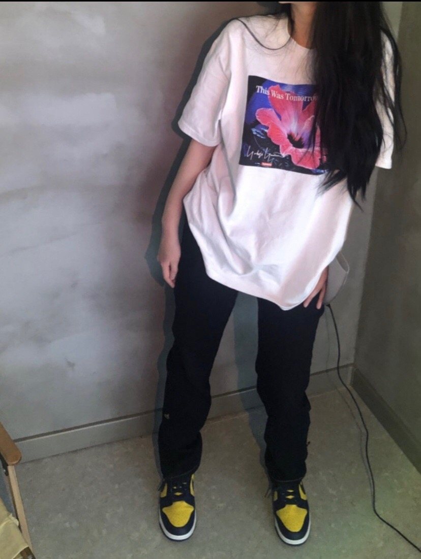 Supreme Hibiscus Graphic Short-Sleeve T-Shirt