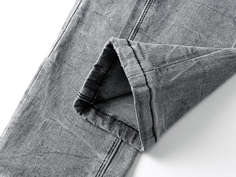R+A Gray Graphic Detail Distressed Jeans