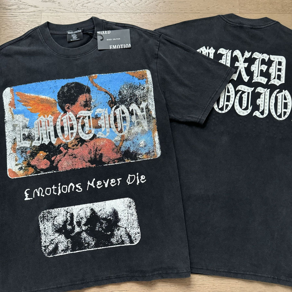 MIXED EMOTION Angel Graphic T-Shirt