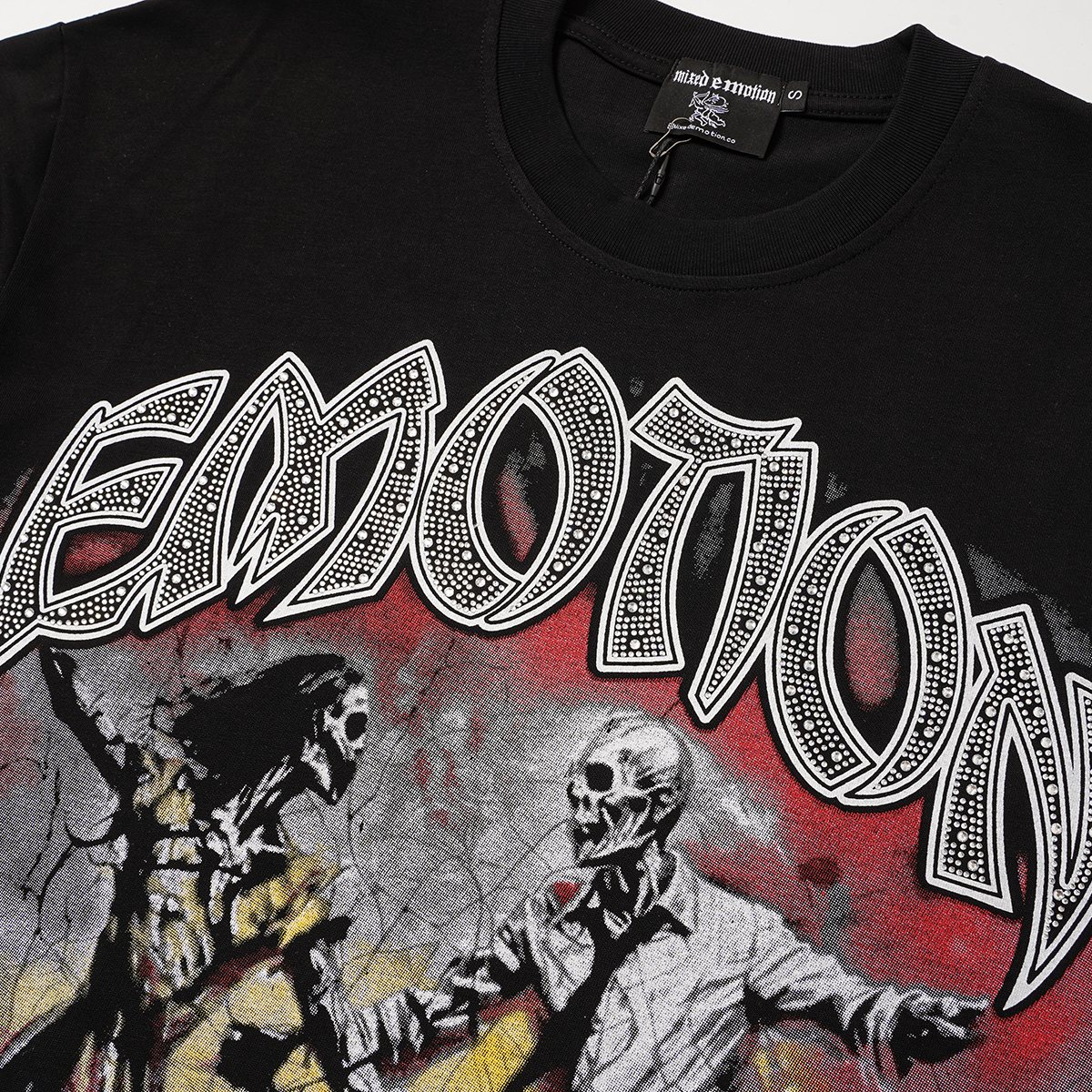MIXED EMOTION Skeleton Graphic T-Shirt