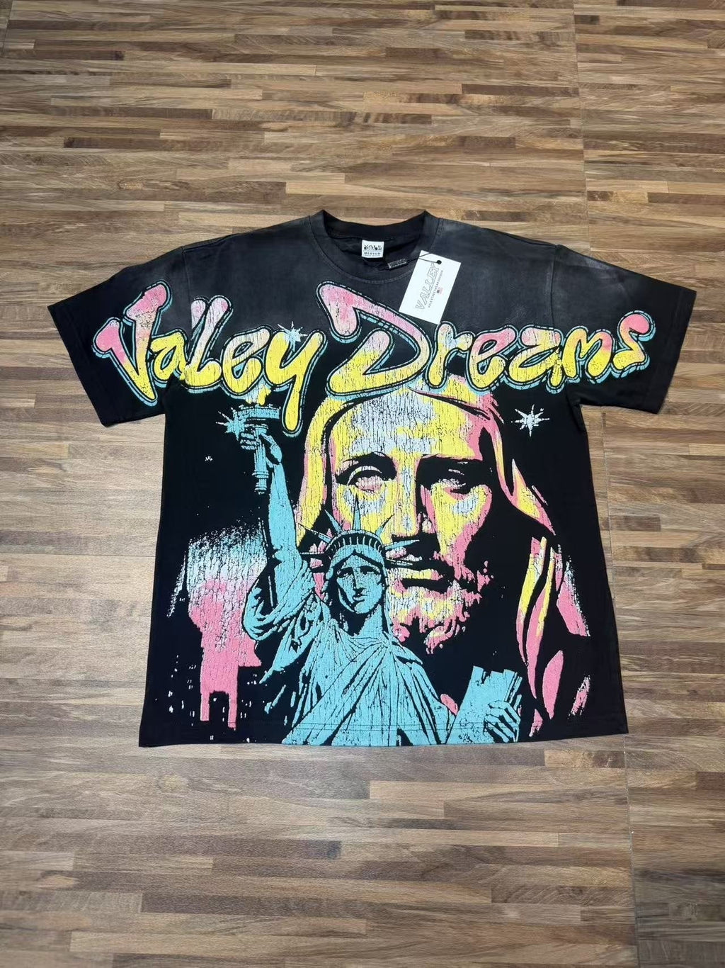 VALLEY Statue Portrait Graphic T-Shirt