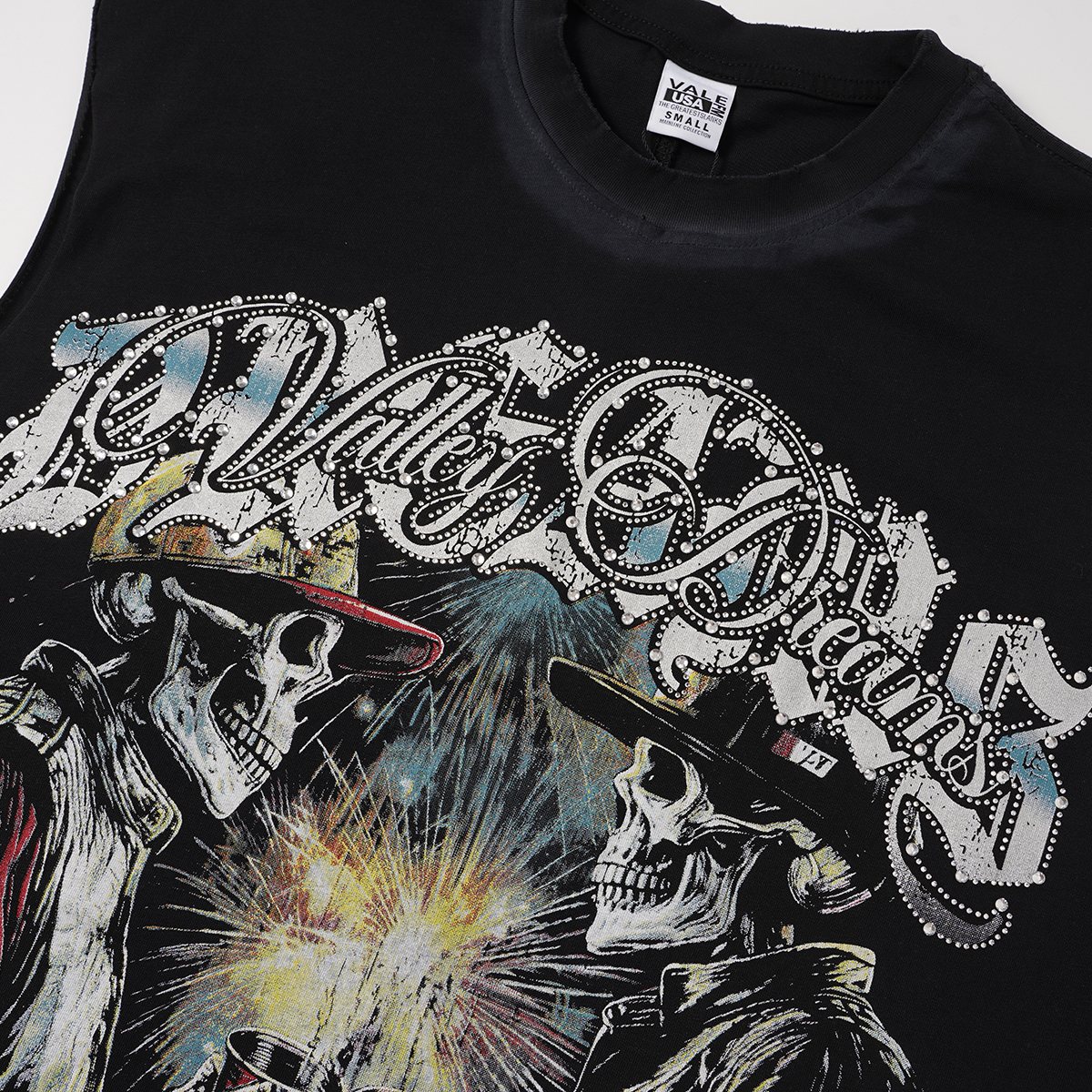 VALLEY Dreams Graphic Sleeveless T-Shirt
