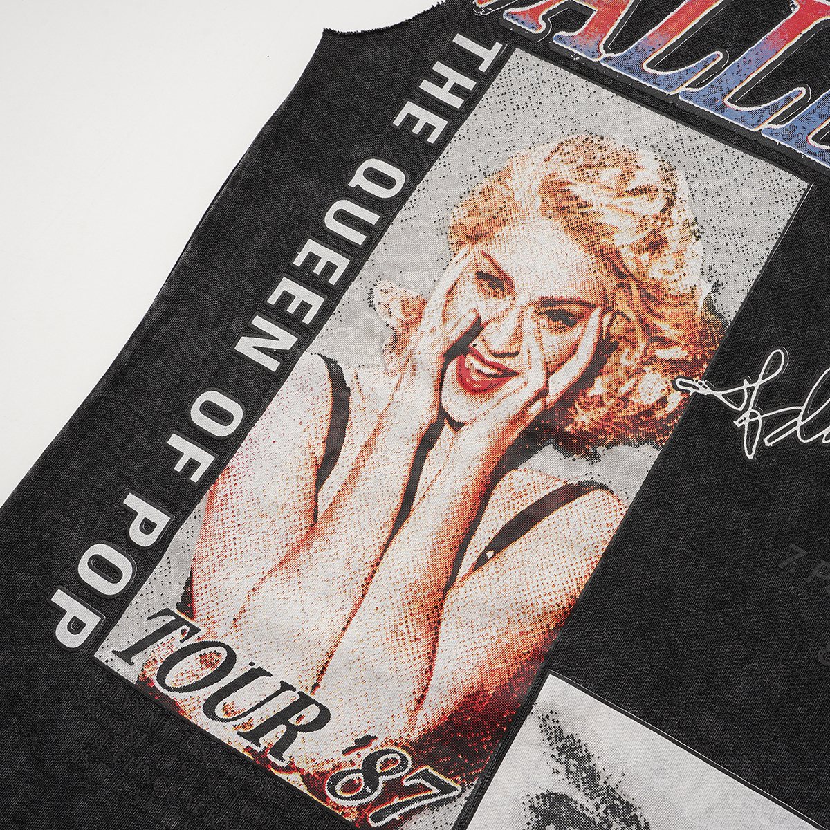 VALLEY Dreams Graphic Sleeveless T-Shirt