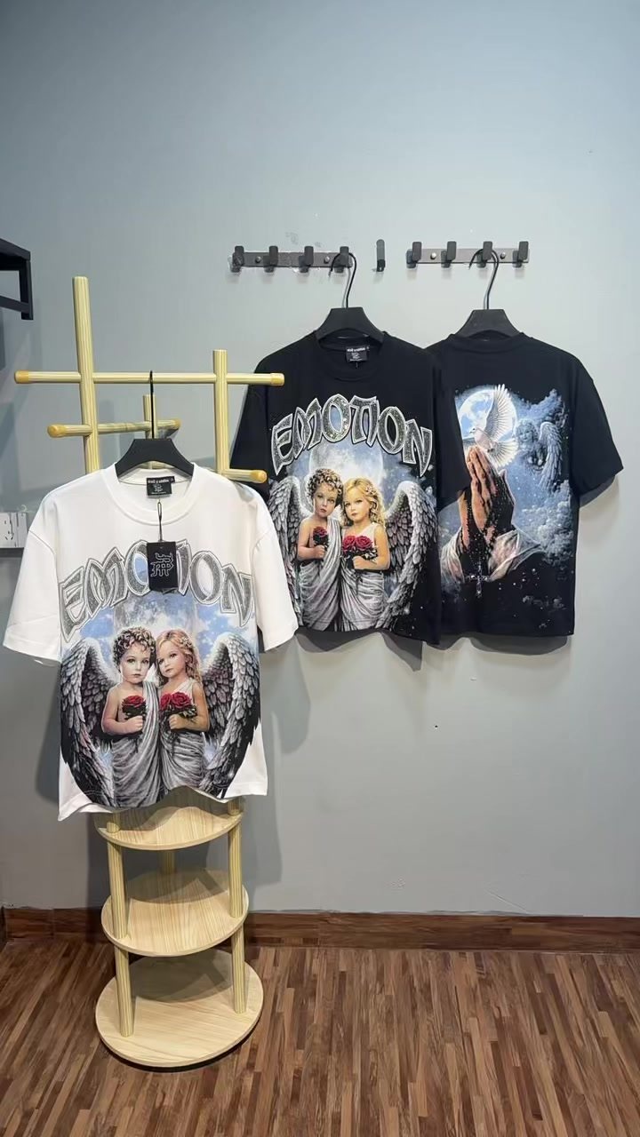 MIXED EMOTION Angel Praying Hands Graphic T-Shirt