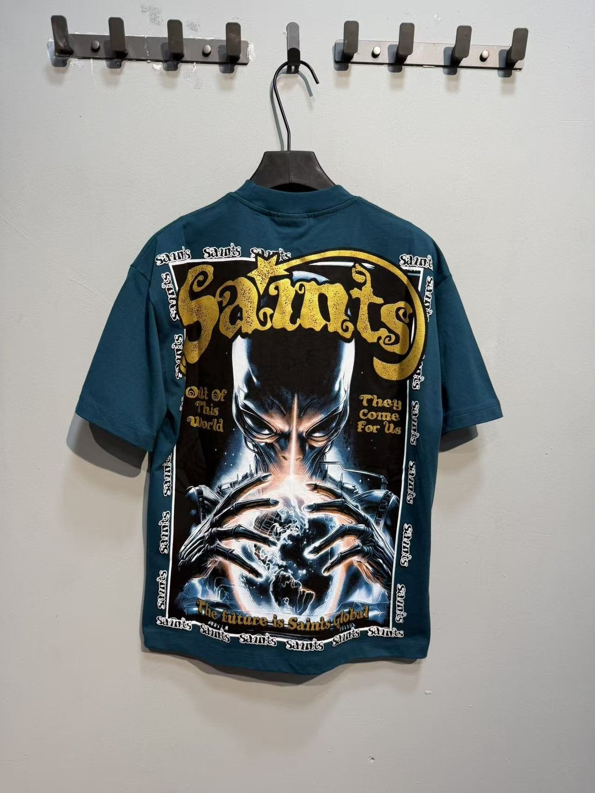 SAINT UFO Alien Graphic Short-Sleeve T-Shirt