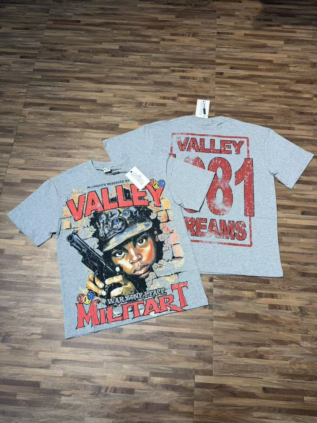 VALLEY 1981 Dreams Graphic T-Shirt