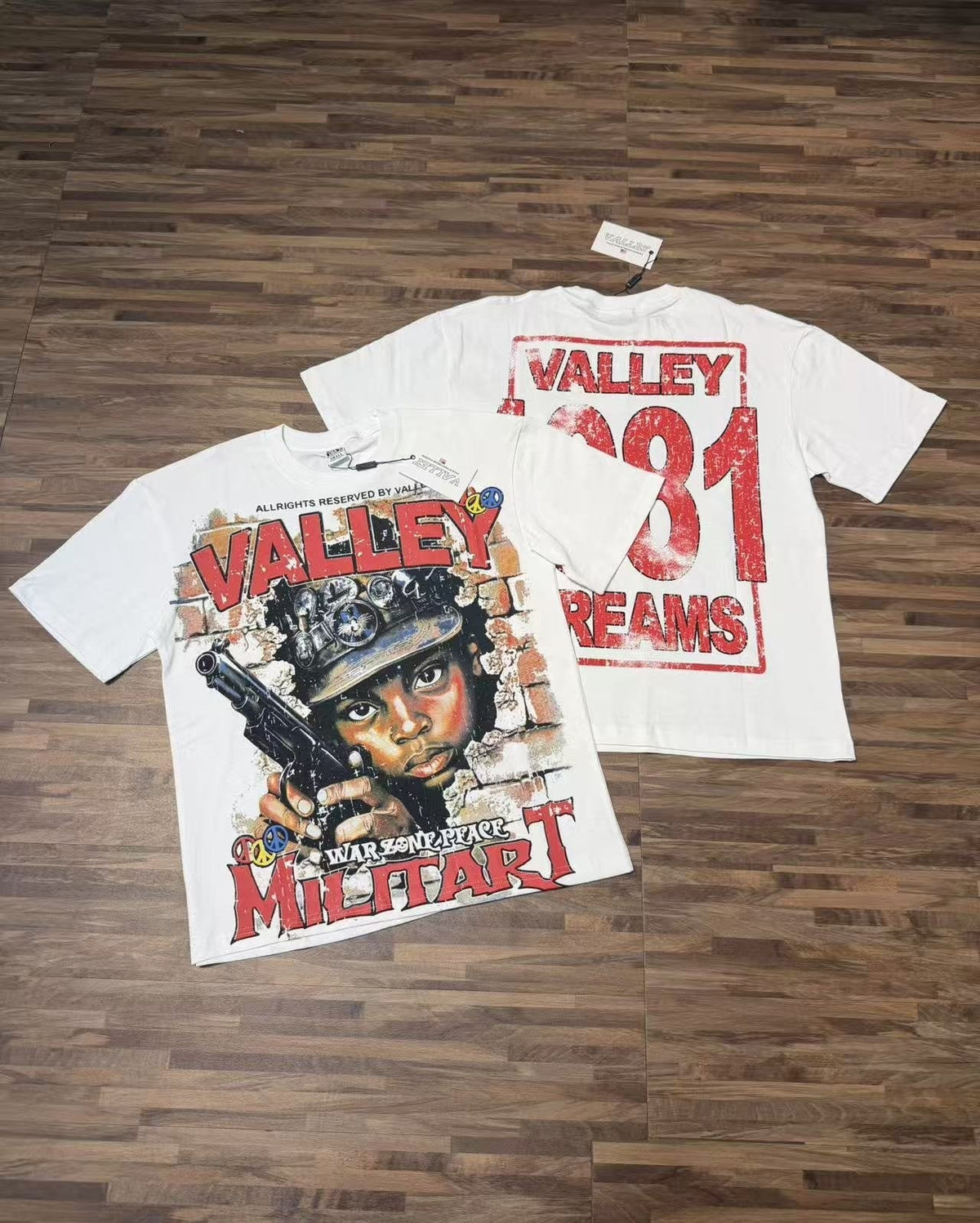 VALLEY 1981 Dreams Graphic T-Shirt