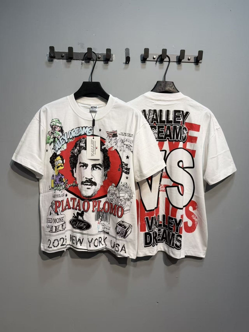 VALLEY Dreams Graphic Short-Sleeve T-Shirt