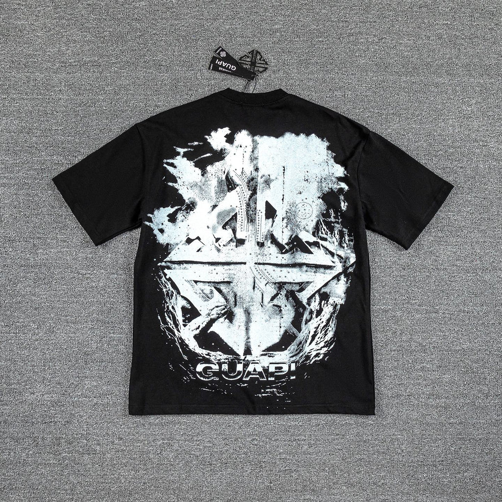 GUAPI Distressed Graphic T-Shirt