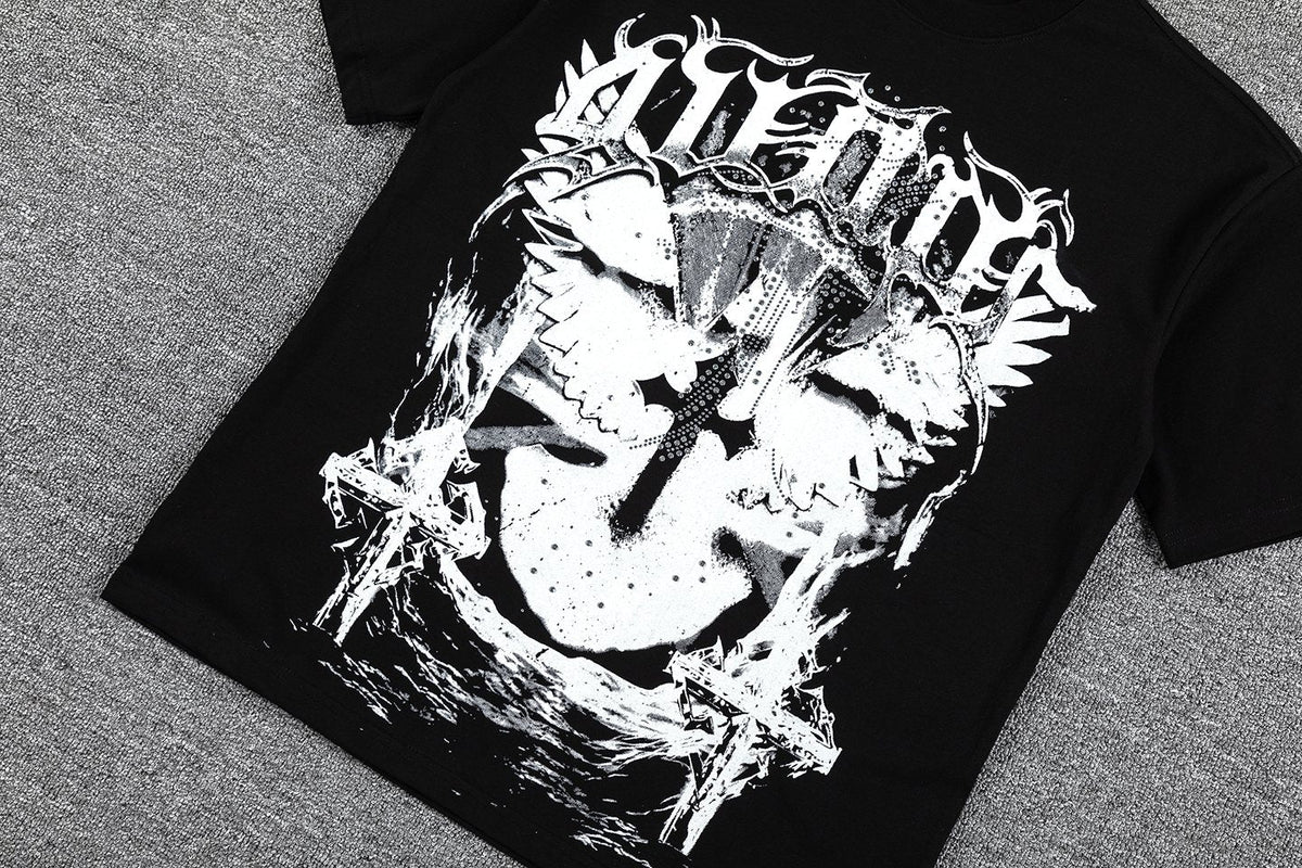 GUAPI Distressed Graphic T-Shirt