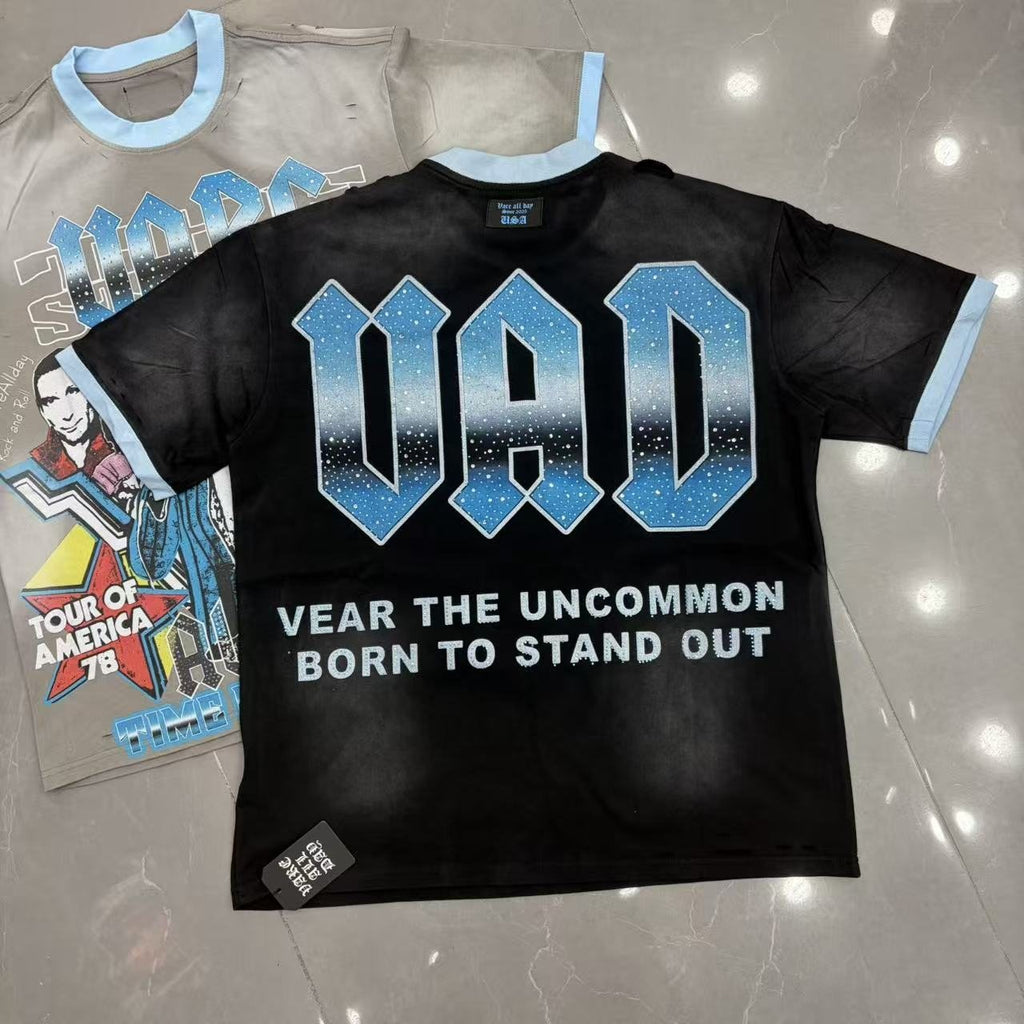 VARE ALL DAY Contrast-Trim Graphic Short-Sleeve T-Shirt