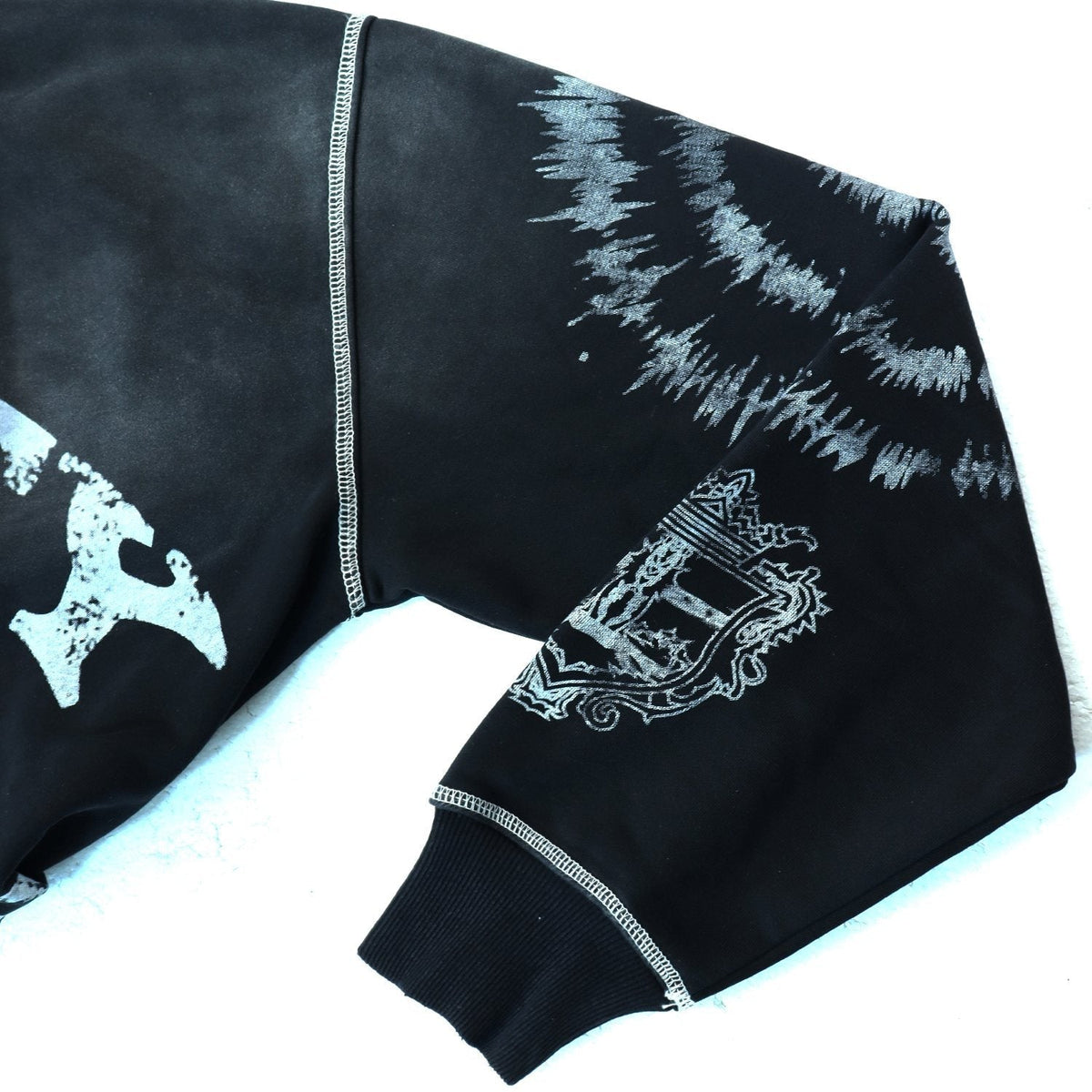 Valley Dreams 2000 Washed Black Graphic Hoodie