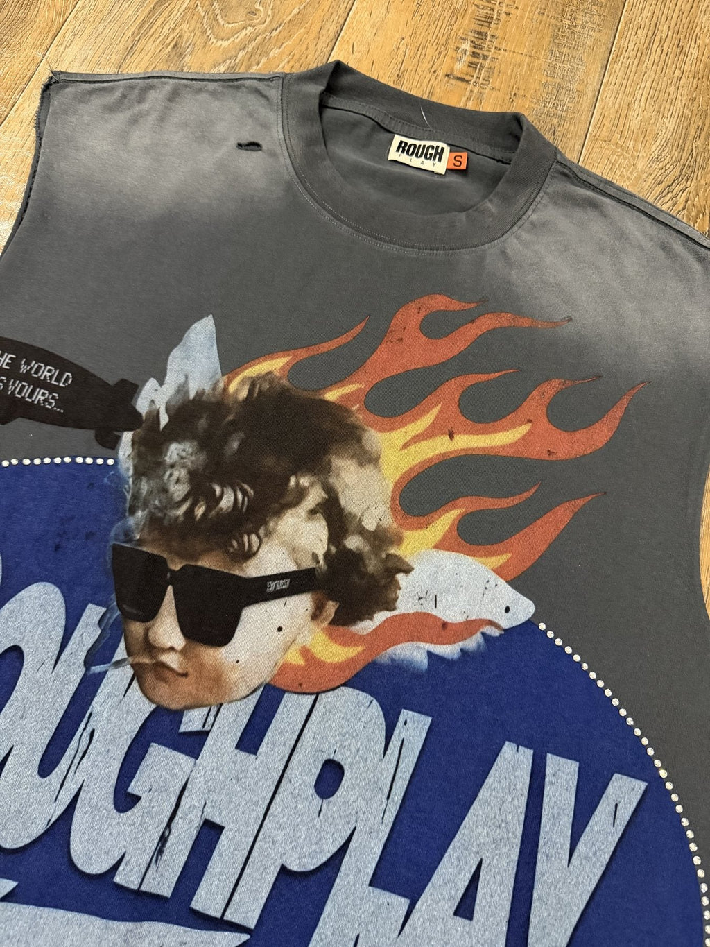 Rough Play Face & Flame Sleeveless T-Shirt