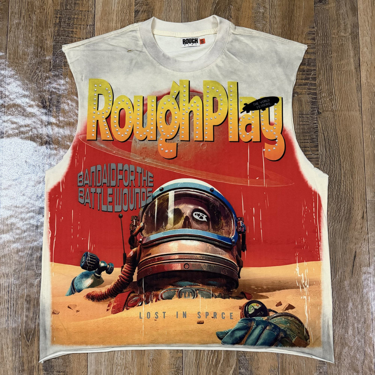 Rough Play Astronaut Graphic Sleeveless T-Shirt