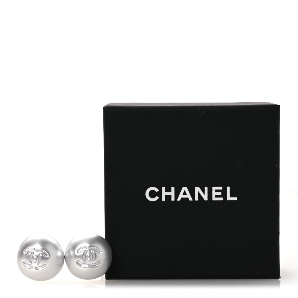 Resin Metal CC Stud Earrings Silver Pearly White