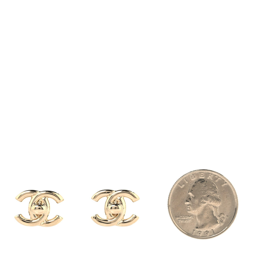Metal CC Turnlock Earrings Gold