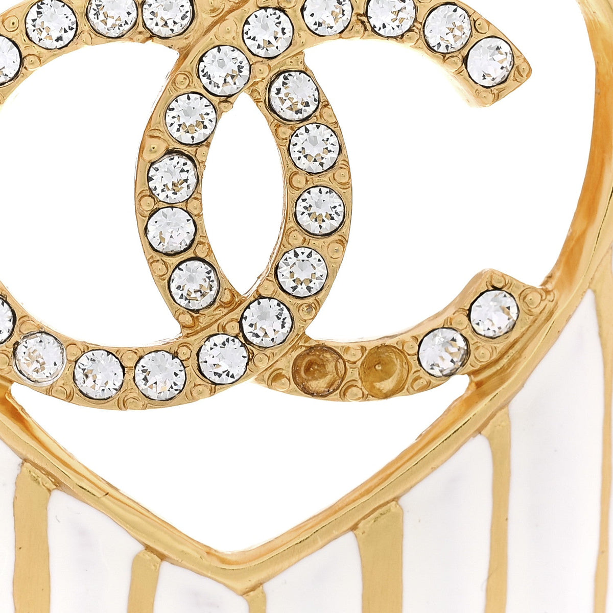 Crystal Heart CC Cuff Bracelet M Gold White
