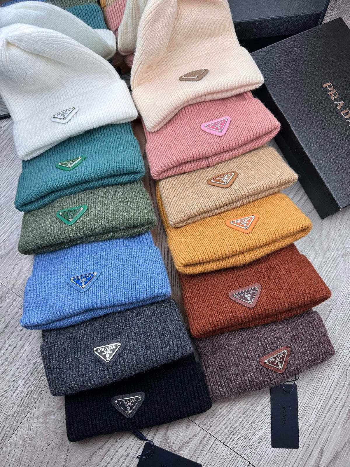 BEANIE HAT IN WHITE WOOL 332394
