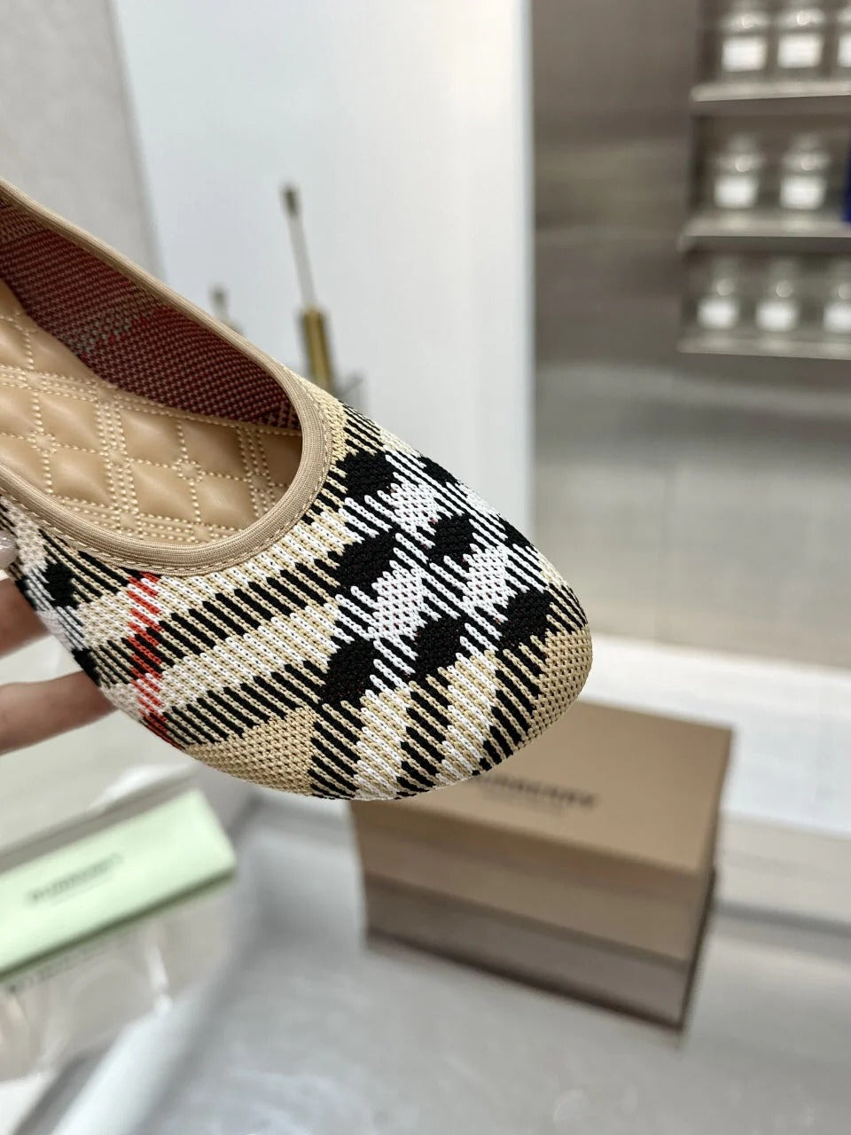 Burberry Classic Check Flats Beige in Fabric 729742