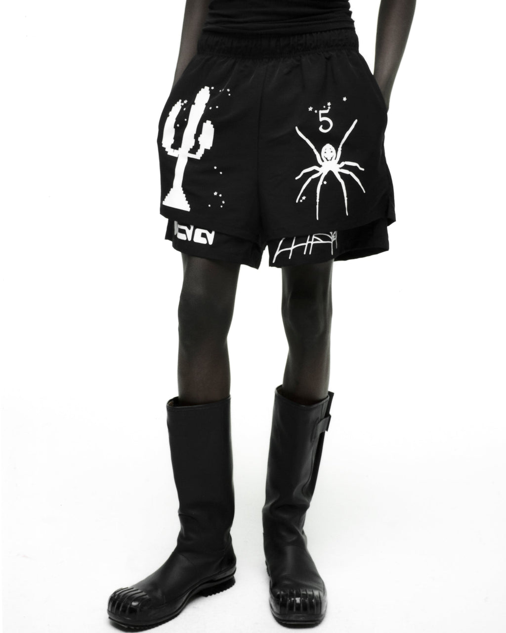 VAA DOUBLE LAYER SHORT