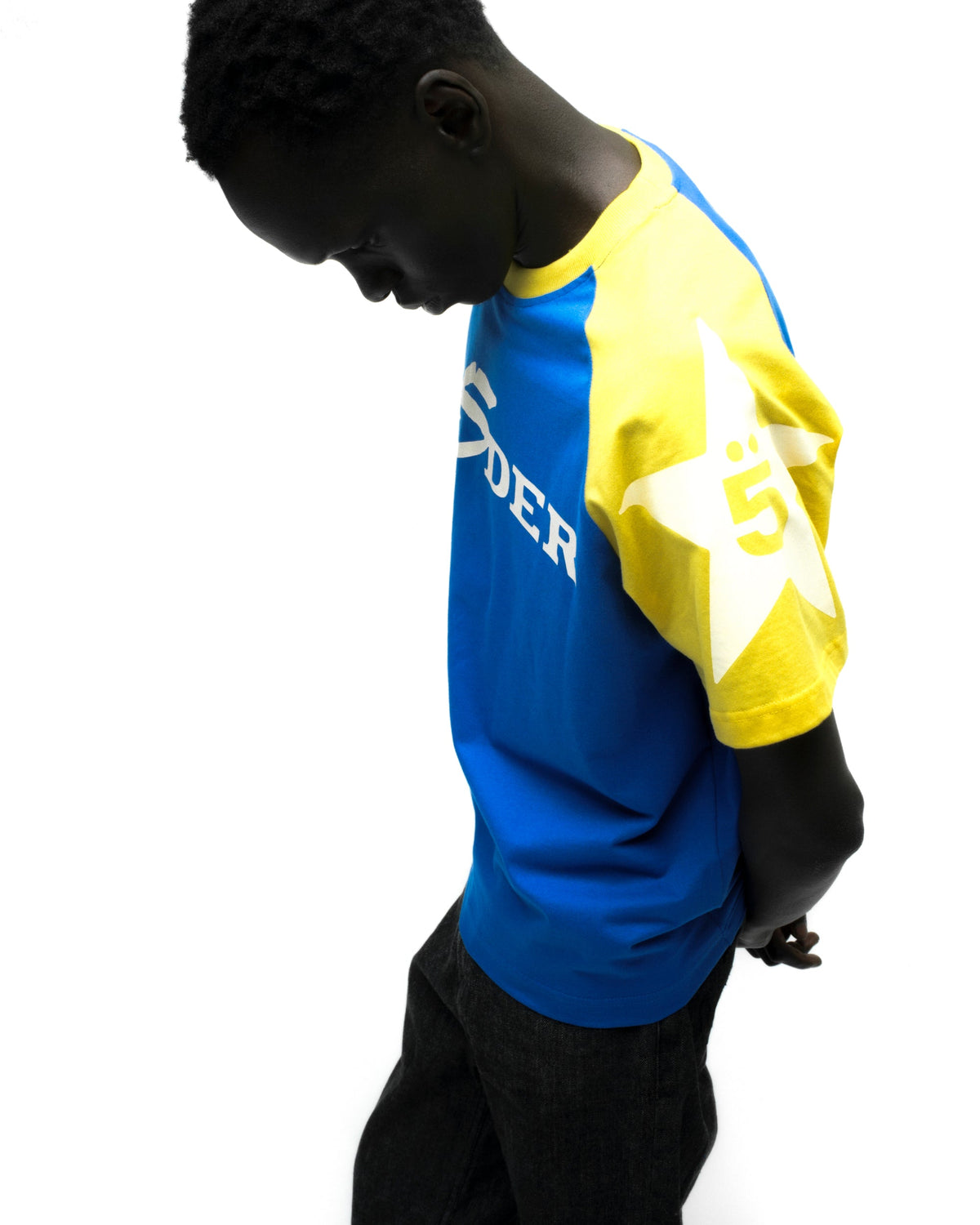5UKI TEE