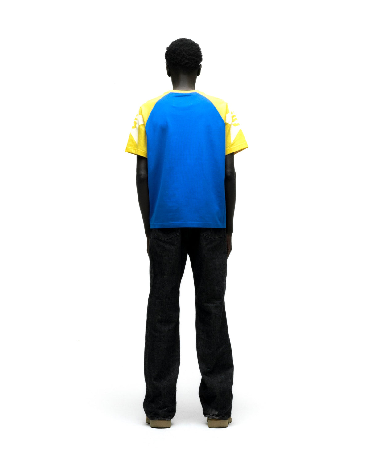 5UKI TEE