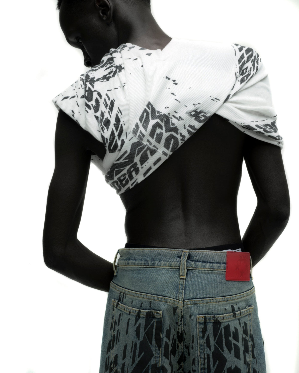 BURNOUT DENIM