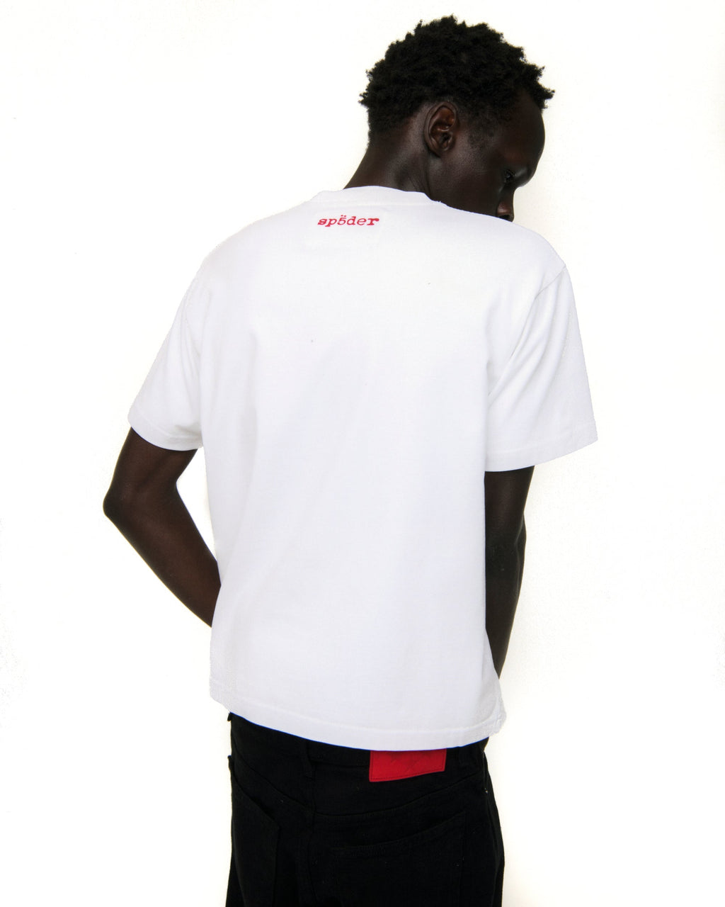 VIVIENNE TEE
