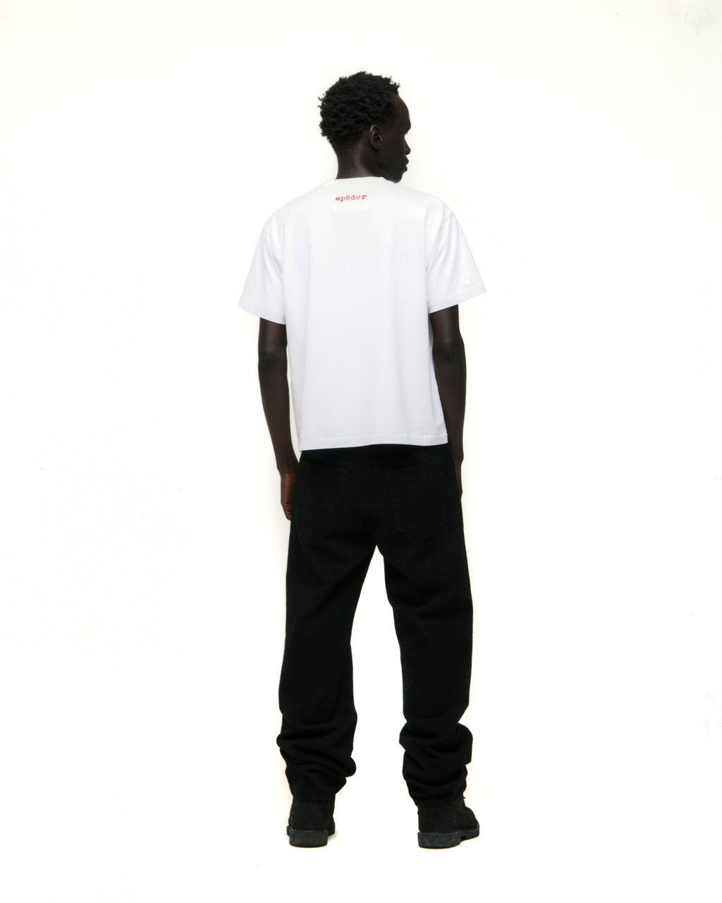 VIVIENNE TEE