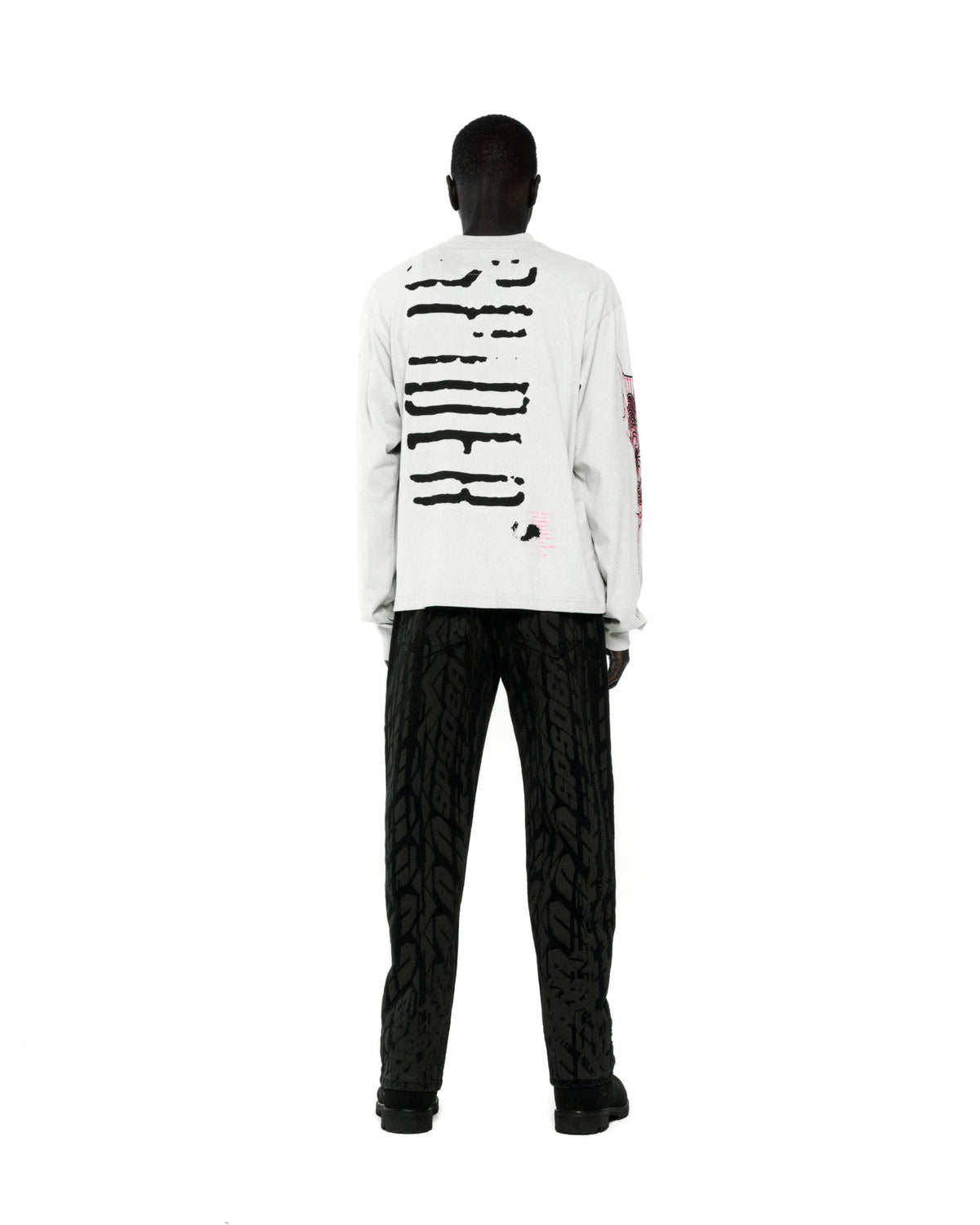WAIT LONGSLEEVE
