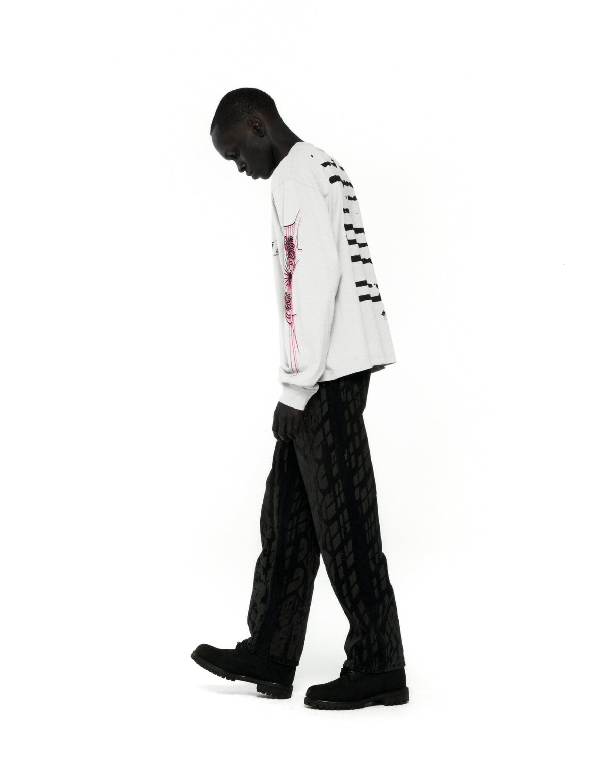 WAIT LONGSLEEVE