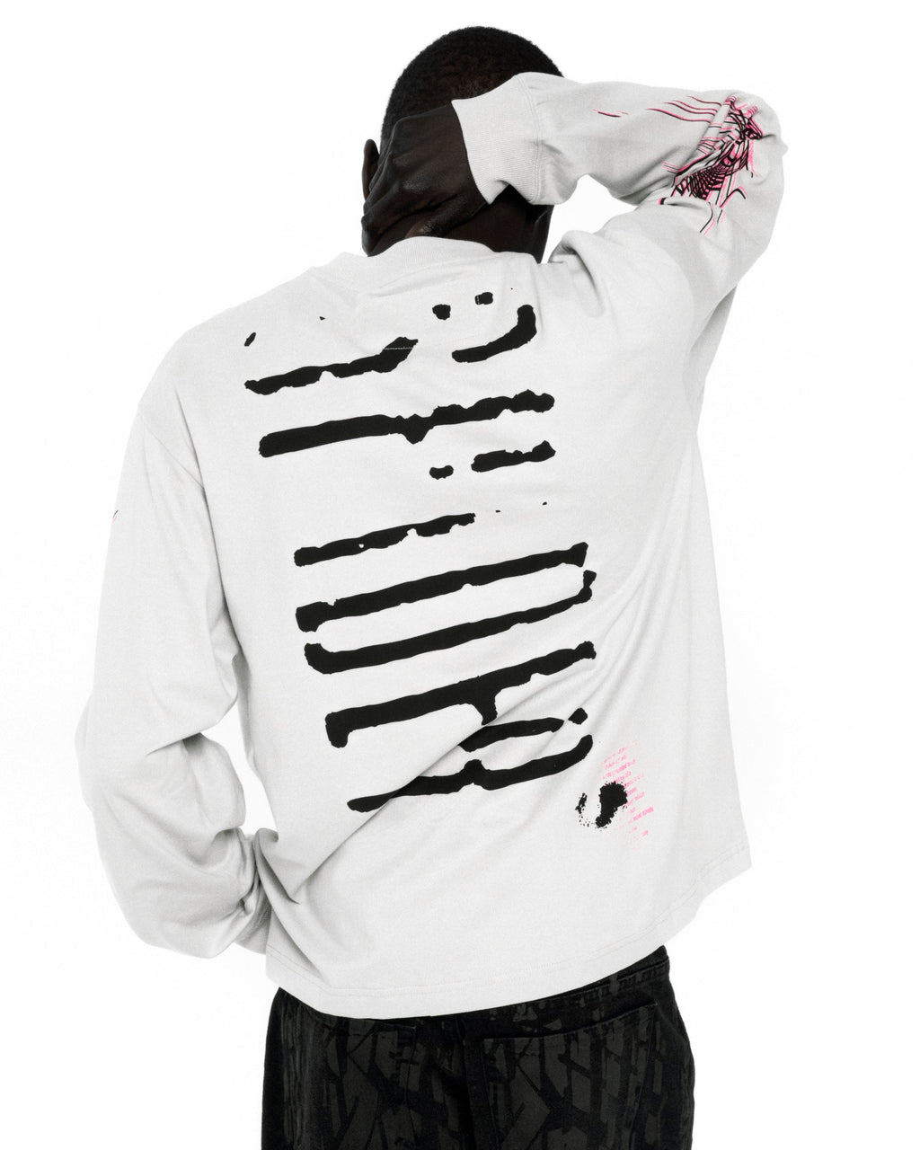 WAIT LONGSLEEVE
