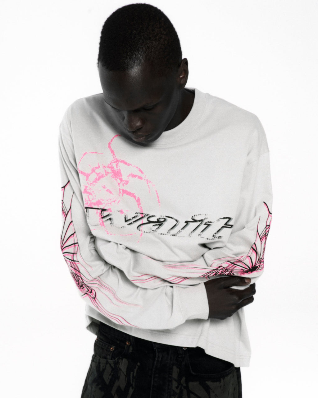 WAIT LONGSLEEVE
