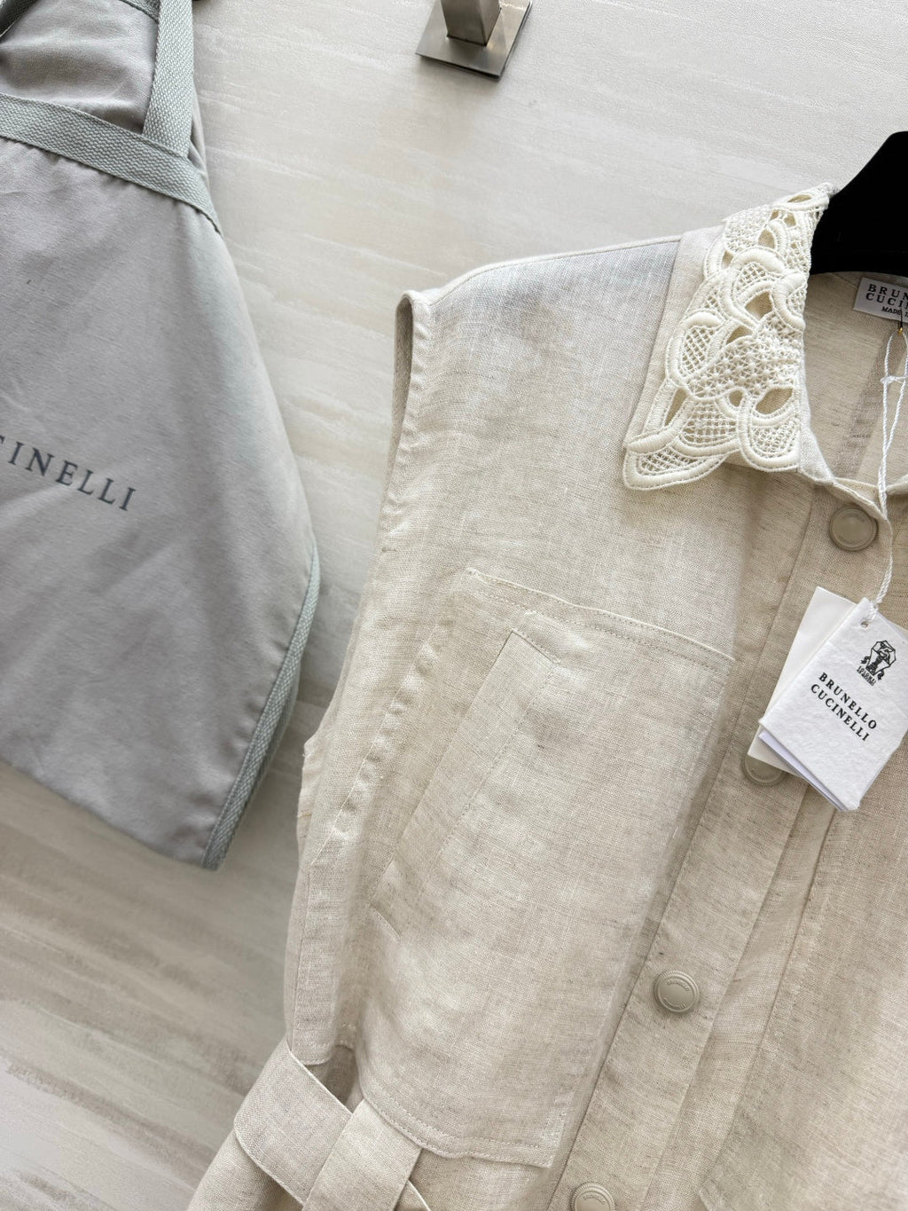 Brunello Cucinelli Vest Cream Linen 396981