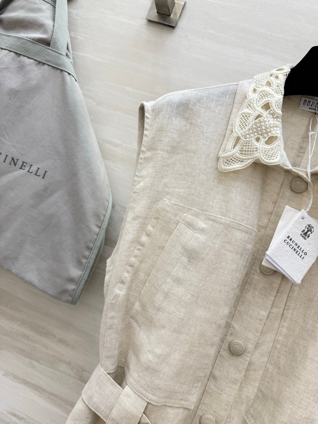 Brunello Cucinelli Vest Cream Linen 396981
