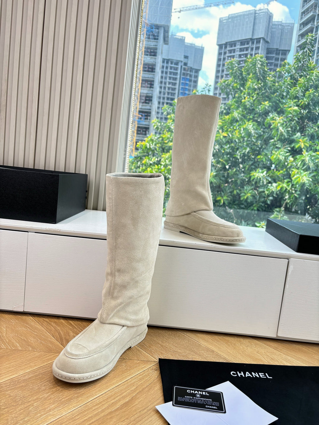 CC 25 High Boot Grey Suede 430332