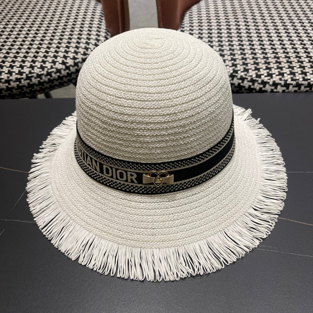 BUCKET HAT IN WHITE RAFFIA 653604