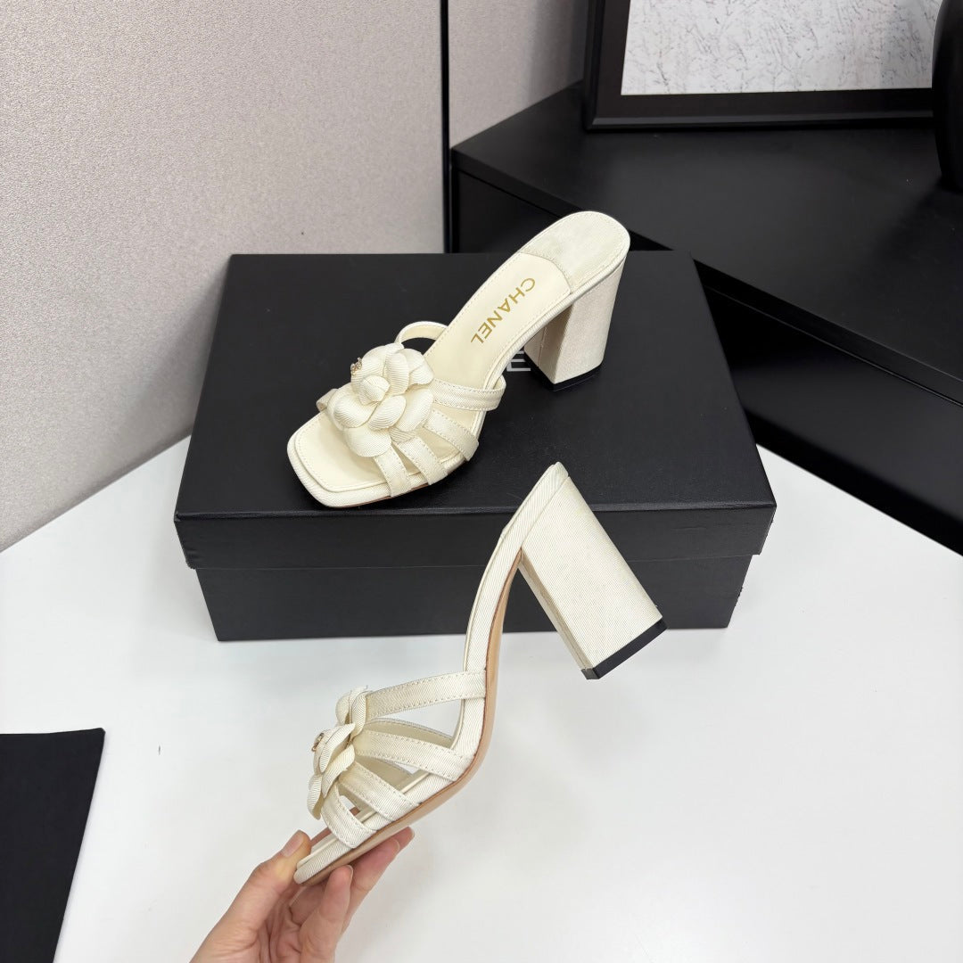 CC 25 Camellia Open Heel Mule Sandals 90mm Ivory Sheepskin And Fabric 368840