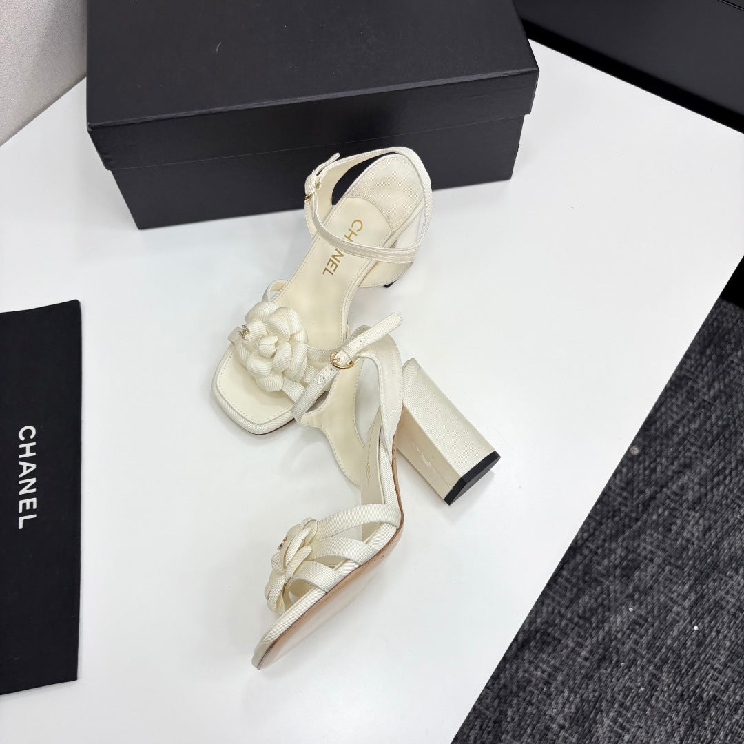 CC 25 Camellia Open Heel Sandals 90mm Ivory Sheepskin And Fabric 368816