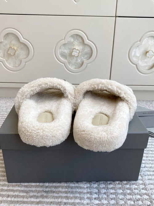 Balenciaga Classic Buckle Slippers White Taupe Wool 543003